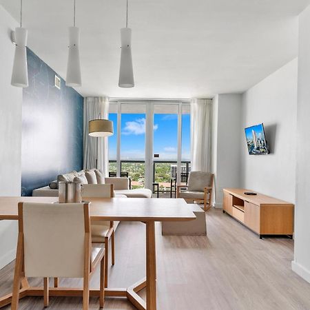 Modern One Bedroom Rental At Beach Walk Resort Miami 18Th Floor Hallandale Beach Esterno foto