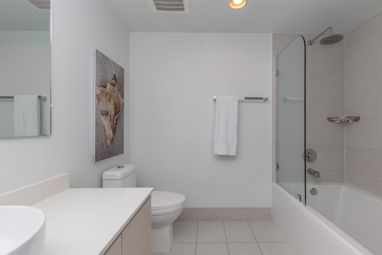 Modern One Bedroom Rental At Beach Walk Resort Miami 18Th Floor Hallandale Beach Esterno foto