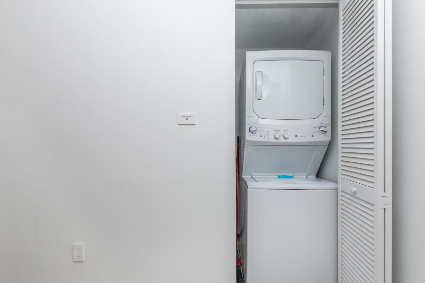 Modern One Bedroom Rental At Beach Walk Resort Miami 18Th Floor Hallandale Beach Esterno foto